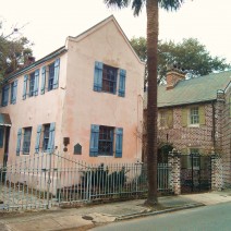 No matter what the size, all Charleston single houses have something in common.