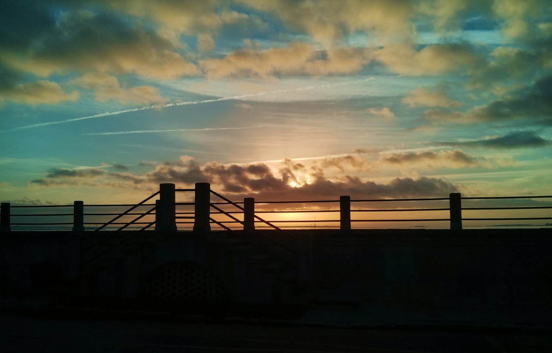 Sunrise along the High Battery in Charleston, SC