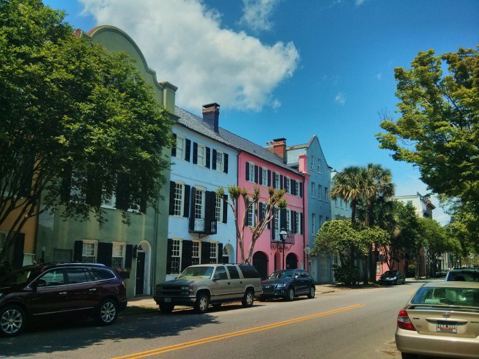 One of the most popular sights in Charleston, SC, Rainbow Row is the longest group of Georgian row houses in the US.