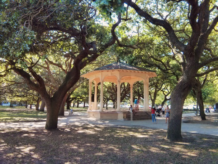 Centered in the middle of White Point Garden in Charleston, SC is a beautiful gazebo built in 1907.