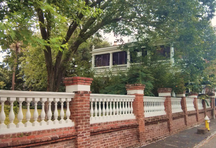 This beautiful antebellum Greek Revival style house and its accompanying fence can be found on Limehouse Street in Charleston, SC.