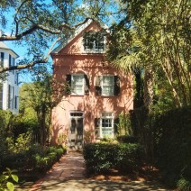 Charleston, SC has quite a few beautiful little pink houses.. this one is on Gibbes Street.
