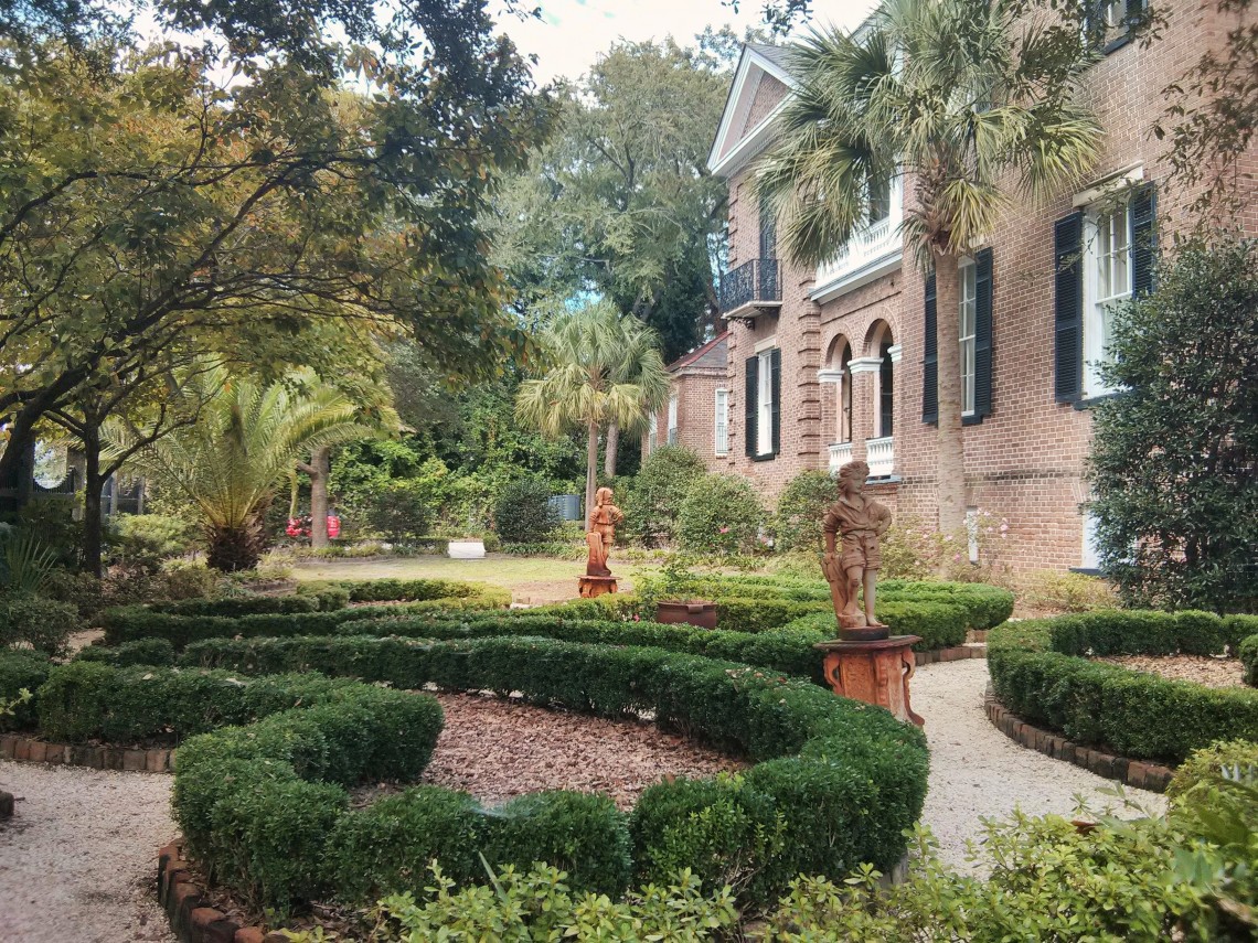 Charleston, SC is famed for its gardens, houses and iron gates. You can find this garden on Charlotte Street.