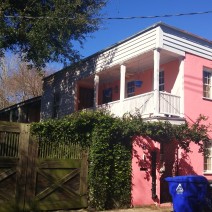 Charleston, SC has beautiful houses of all sizes and colors. This little pink house, on Beaufain Street, is certainly an eye-catcher.