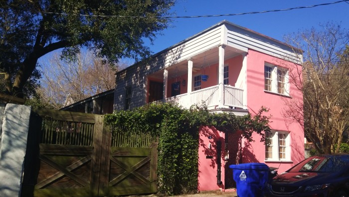 Charleston, SC has beautiful houses of all sizes and colors. This little pink house, on Beaufain Street, is certainly an eye-catcher.