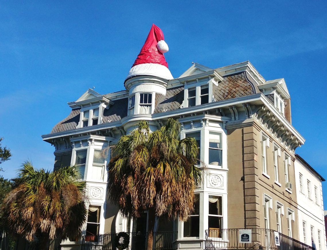 Merry Christmas from Glimpses of Charleston!
