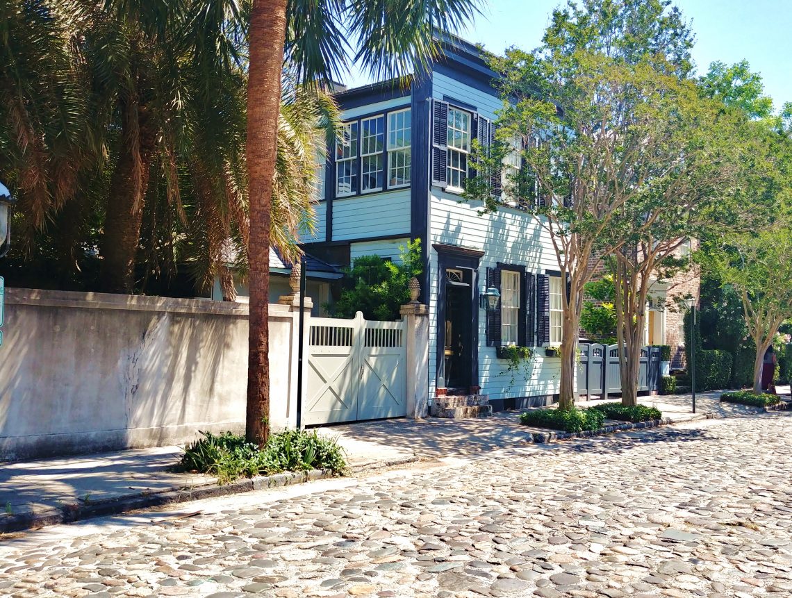 Chalmers Street, home to this beautiful scene, is probably the most famous of all Charleston cobblestone street. It is, however, just one of the eight you can find in downtown Charleston. 