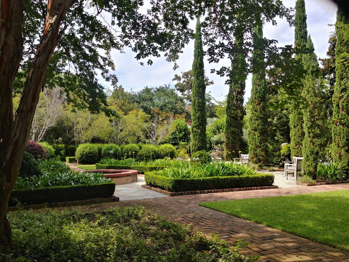 This wonderful Charleston garden is part of a property on Montegu Street which was built in 1800 by Theodore Gaillard. Gaillard was a rice (aka Carolina Gold) planter and merchant.