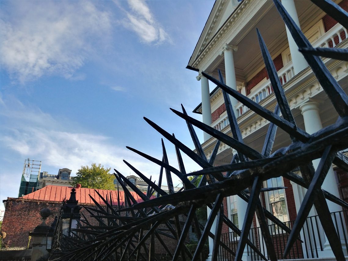 The ironwork along the top of the wall in front the of the Miles Brewton House on King Street is perhaps the most visible and significant example of chevaux de frise iron in Charleston. Scary.
