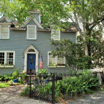 This little house (about 1000 sq. ft.) was built in 1890. While it looks like it should be out in the country, it is actually in downtown Charleston on Savage Street.