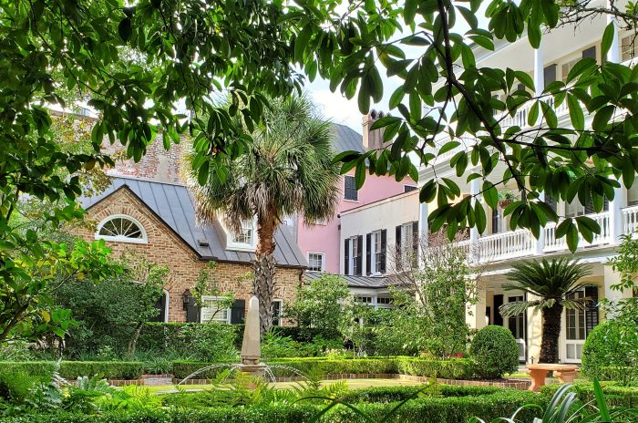 This beautiful garden belongs to the 19850 house at 39 Legare Street. I wonder if Legare the Lowcountry Lizard lives there.