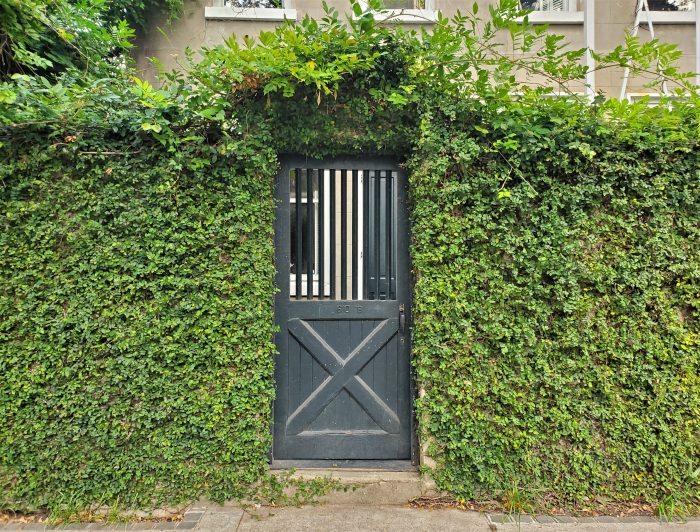 This cool hole-in-the-wall door can be found on Meeting Street, just a short ways down from the beautiful colonial St. Michael's Church.