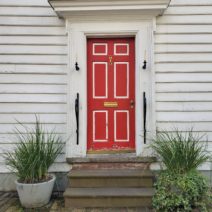 This cool door is actually the side entrance to a grand house built in 1792 on Meeting Street. It originally opened on to what was then called "Ladson Court" -- now Ladson Street, which is a full street connecting Meeting and King Streets. 